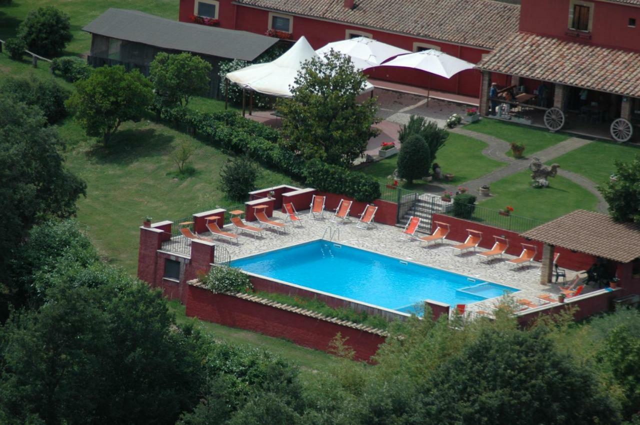 הוילה Ischia di Castro Agriturismo Castro מראה חיצוני תמונה